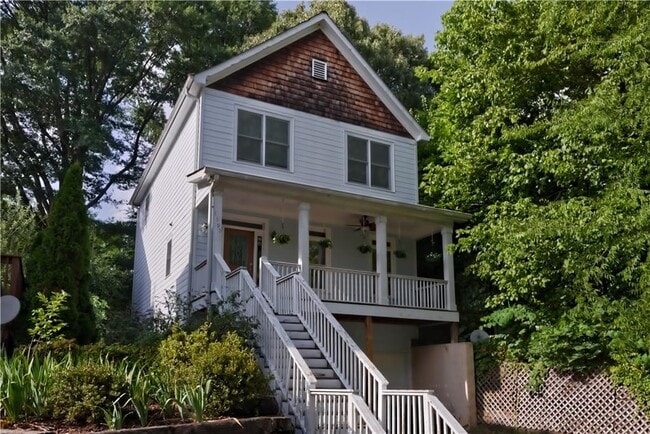 Photo - 1199 Foster Pl NW House