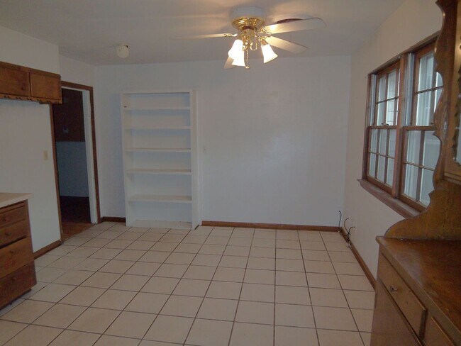 Photo - 4612 Buffalo Trail