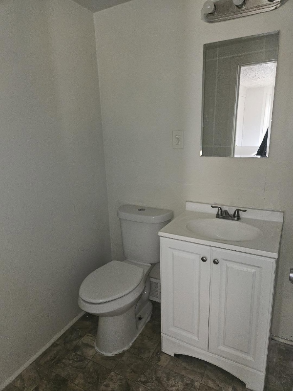 Photo - 1852 Beechmont St