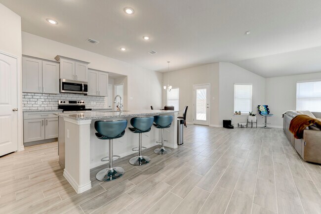 Photo - 6302 Cordillera Dr