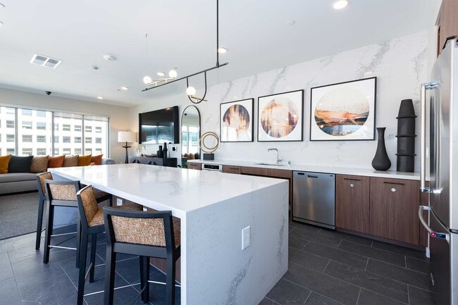 Residences at Lake Merritt