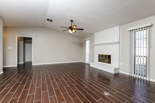 Photo - 503 Firewood Ave