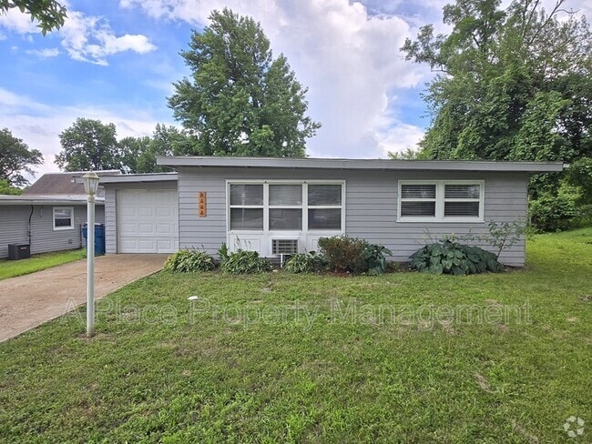 Building Photo - 8444 Engler Ave Rental