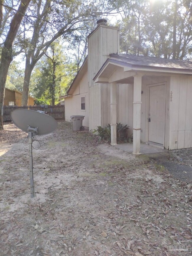 Photo - 323 E Olive Rd House