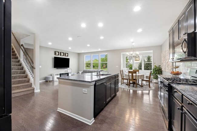 Photo - 1507 Tail Leaf Ct