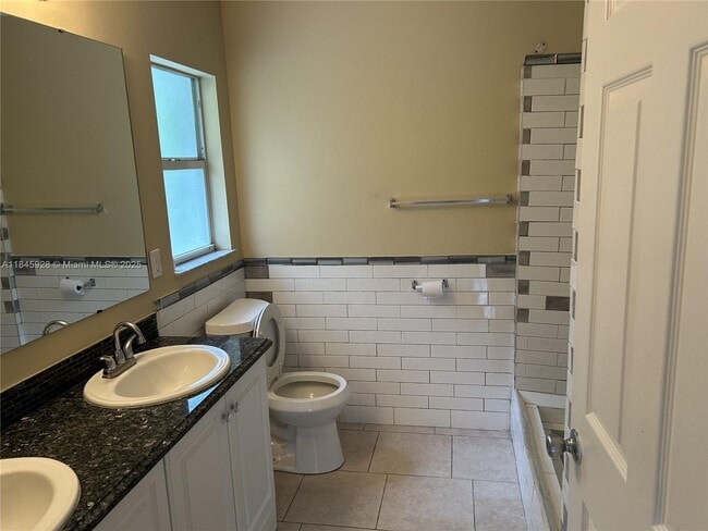 Photo - 2702 Robin Ave S Unit 2702
