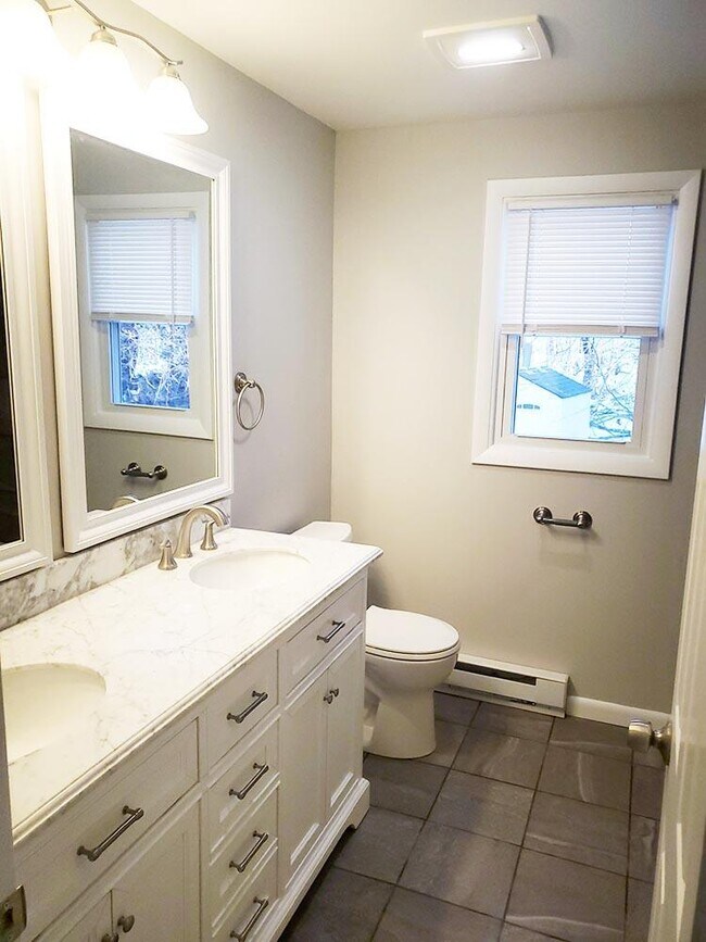 22 Trout Brook Rd Apartment Bristol, CT