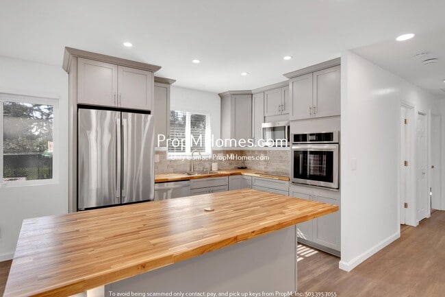 Photo - Fully Updated Three Bedroom Home in SE!