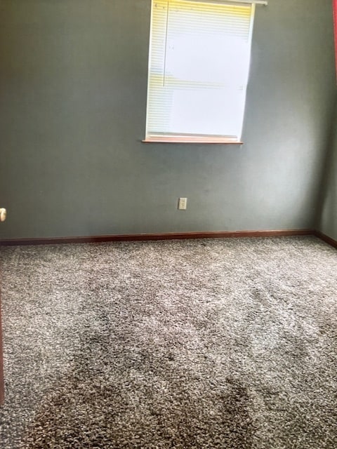 Building Photo - 1285 Roper Ave Unit Apt 3