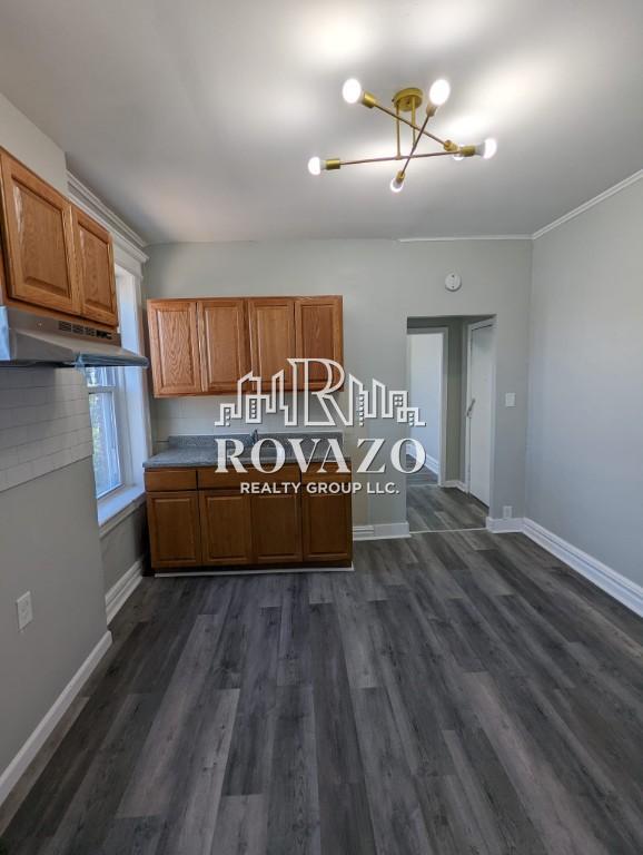 Building Photo - 64 Summer Ave Unit 15