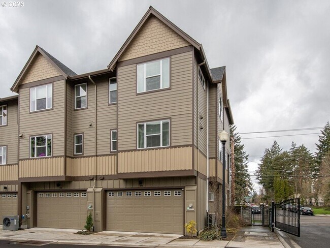 Bright & Modern 3-Bed + Office Condo in Ga... - Bright & Modern 3-Bed + Office Condo in Ga...