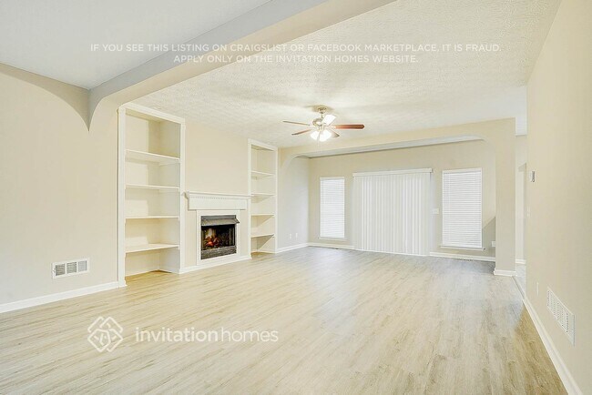 Photo - 482 Waterfront Dr