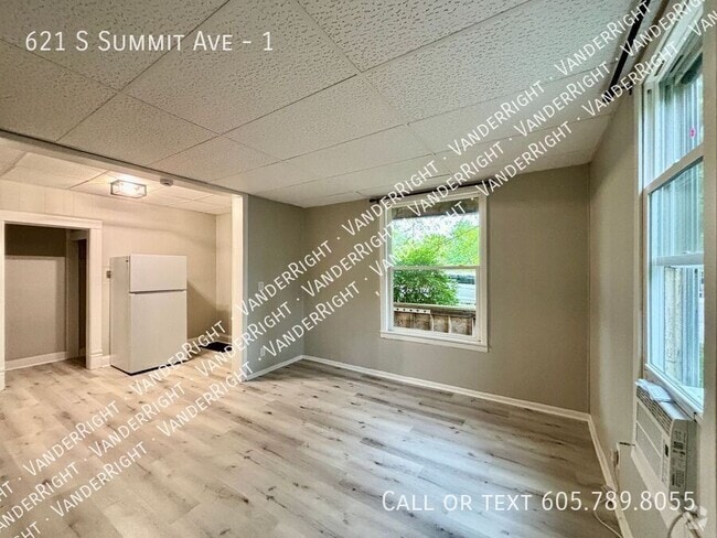 Building Photo - 621 S Summit Ave Unit 1 Rental