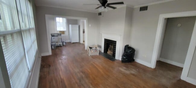 Photo - 966 E Fortification St