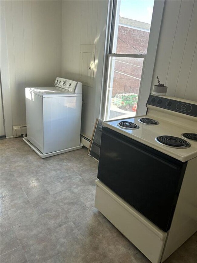 Photo - 60 N Main St Unit D