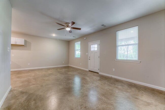 Photo - 903 Orphanage Ave