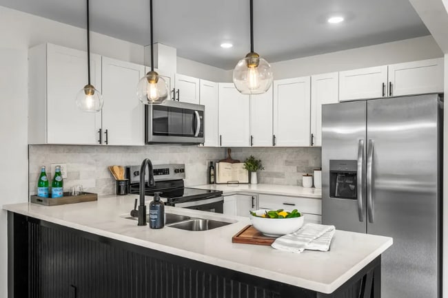 Photo - 105 Cabot Ct