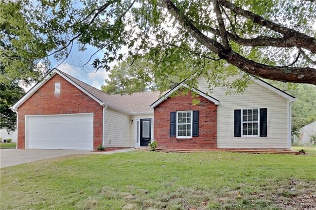 Building Photo - 410 Crestbend Ln