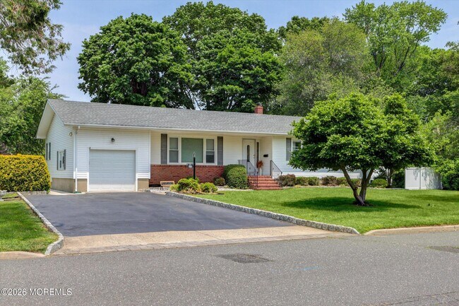 Photo - 125 Beechwood Ave