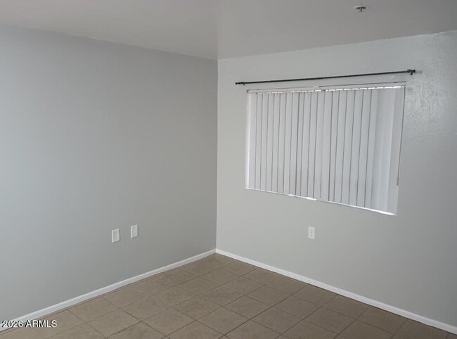 12221 W Bell Rd Unit 182