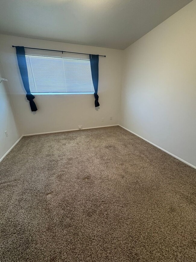 Photo - Beautiful Draper apartment for rent!