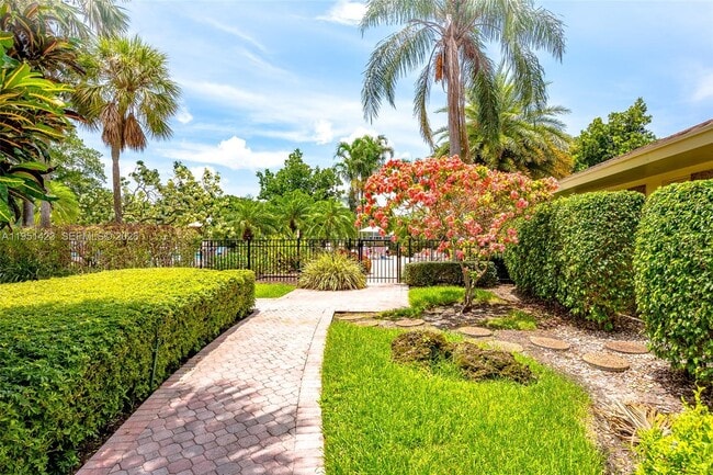 Photo - 3091 N Course Dr Unit 705