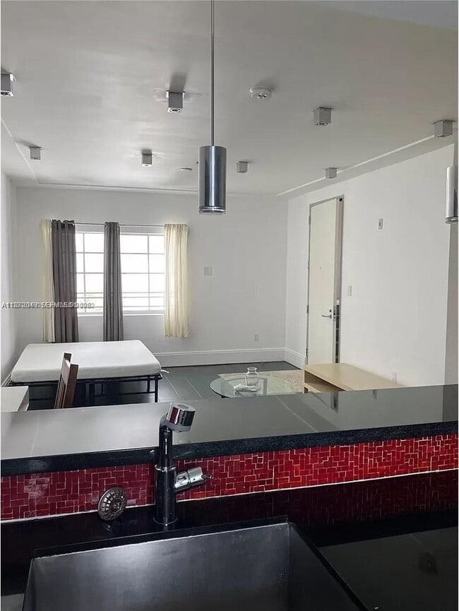 Photo - 1515 Euclid Ave Unit 104