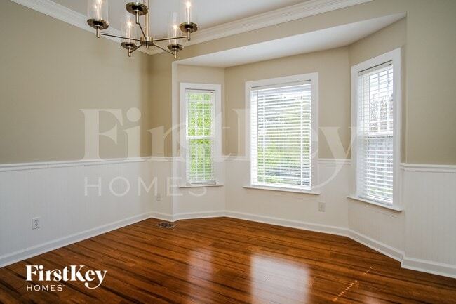 Photo - 625 Moultonboro Ave