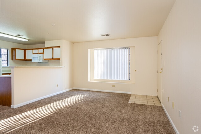 The Crestone 2BR, 1BA - 904SF