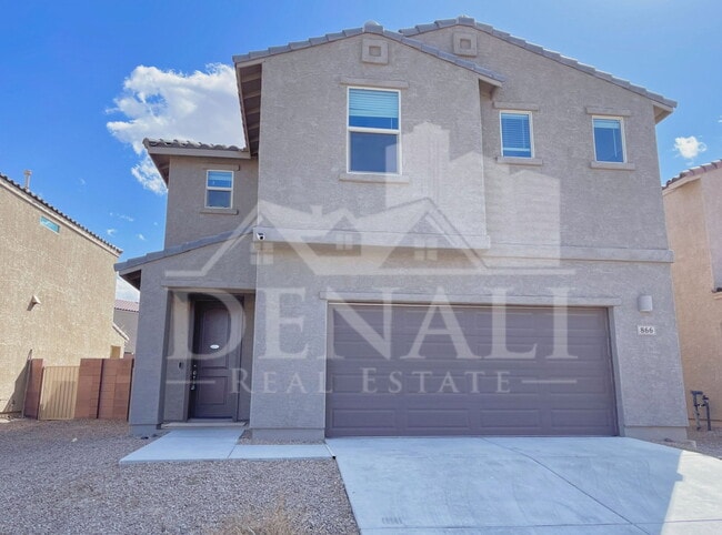 Building Photo - 866 E Artesia Pl
