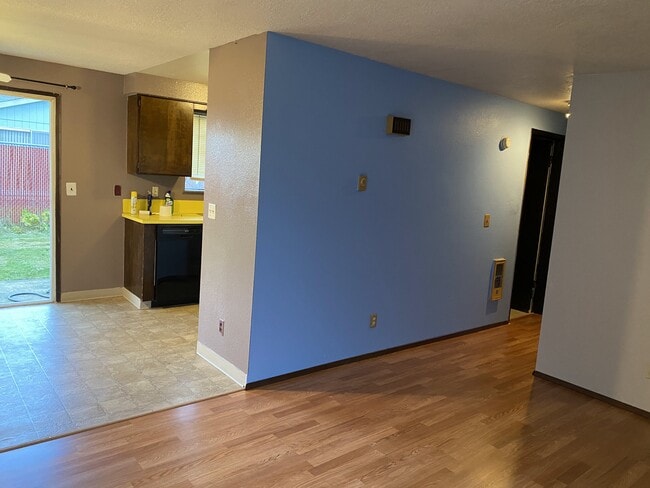 Photo - 33713 SE Santosh St Apartamentos Unidad 33713 SE Santosh Street