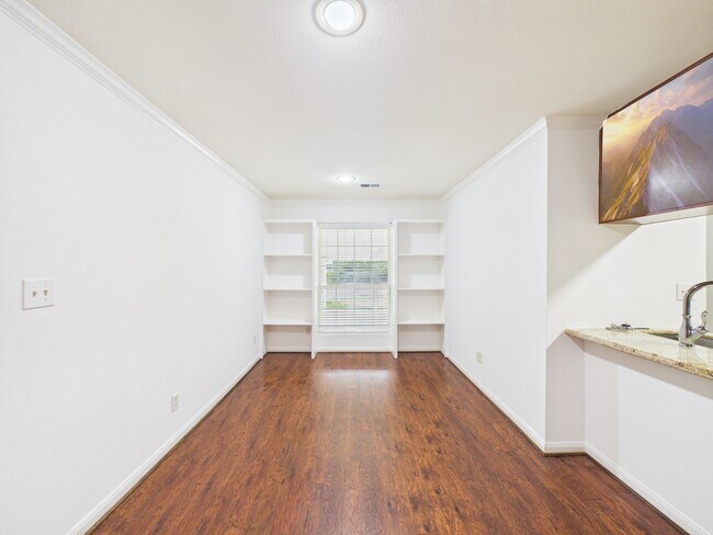 Photo - 5333 Richmond Ave Unit 21