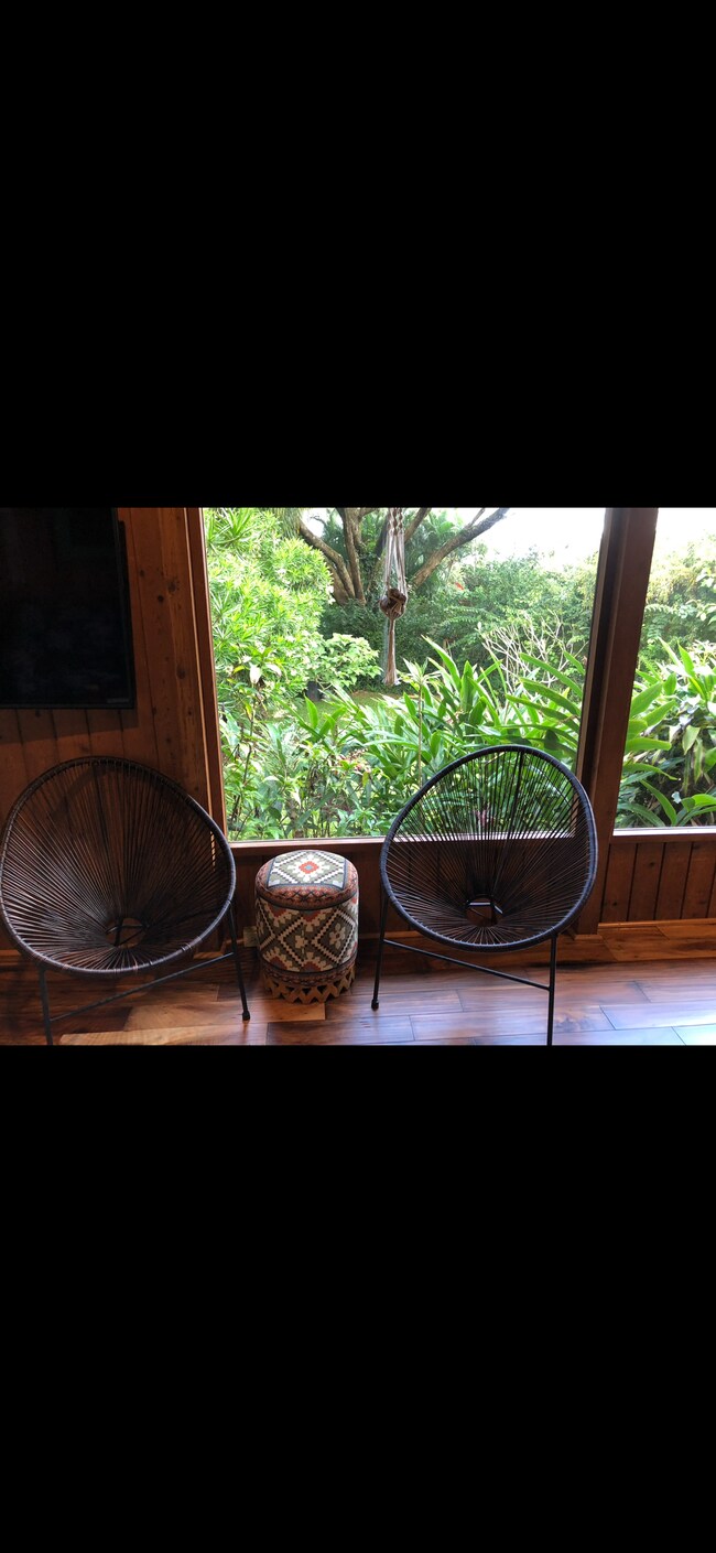 Living room - 141 Kapuai Rd