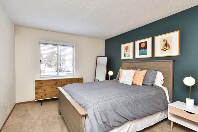 Photo - Minnetonka Hills Apartments