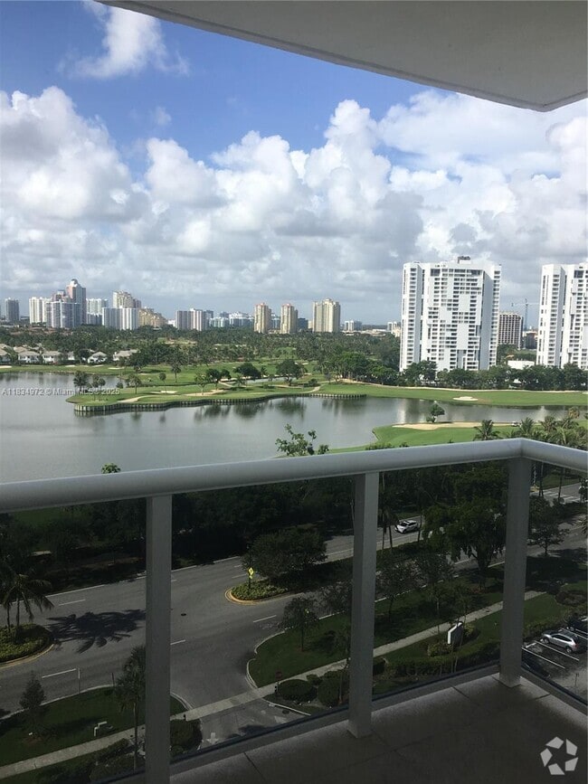 Building Photo - 3675 N Country Club Dr Unit 1409 Rental