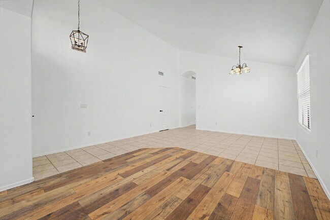 Photo - 12570 Desert Flower Rd