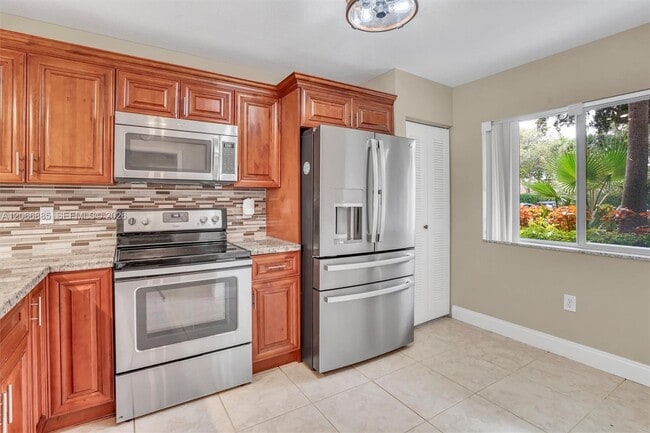 Photo - 9537 Weldon Cir Unidad I109
