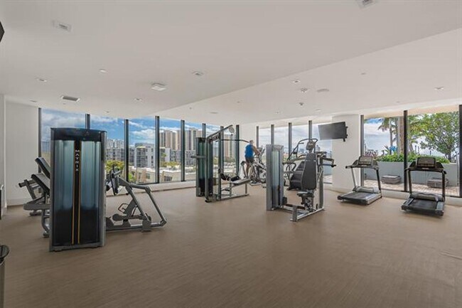 Photo - 2960 NE 207th St Unit 2960 NE 207th St # 1107