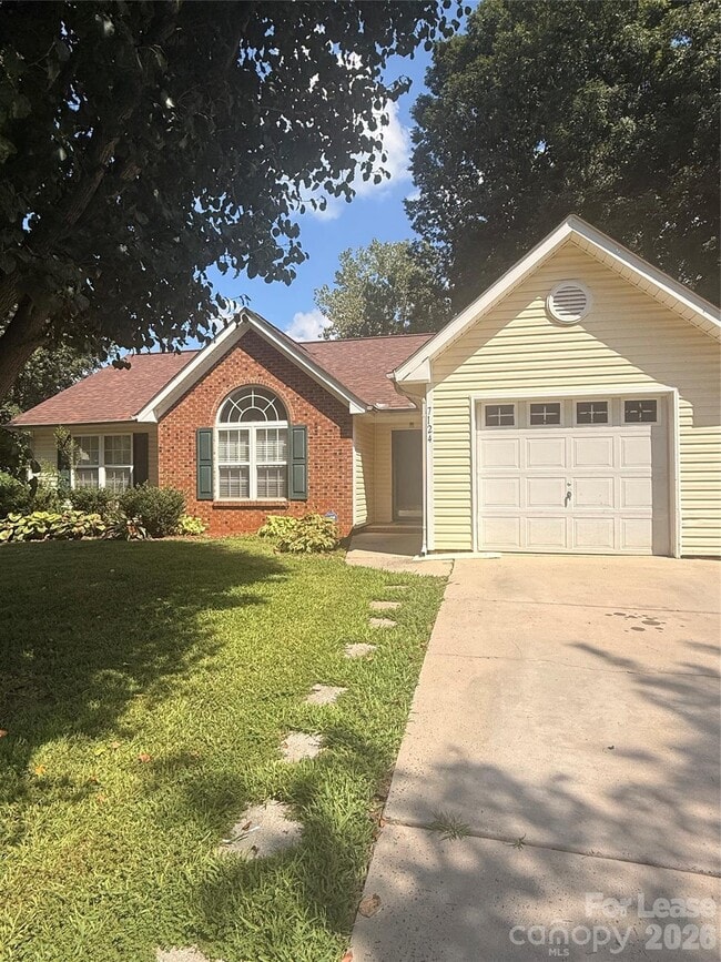 Photo - 7124 Rumple Rd