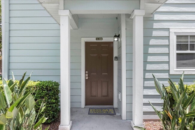 Building Photo - 5350 Diplomat Ct Unit 108