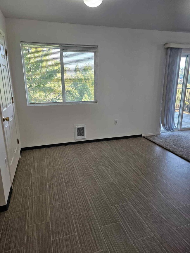 Photo - 1710 E White Ave Unidad 3