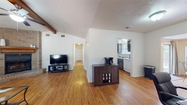 Photo - 3906 Sioux Cir