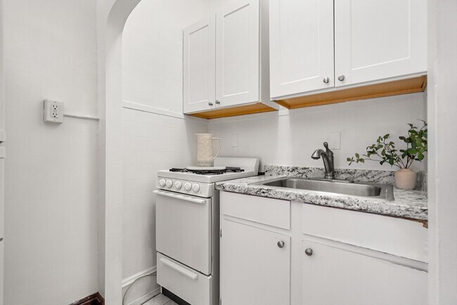 Photo - 16 Chauncy St Unit 53