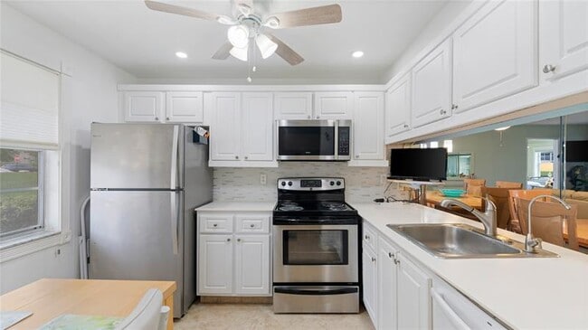 Building Photo - 2710 Nassau Bend Unit B1 Rental