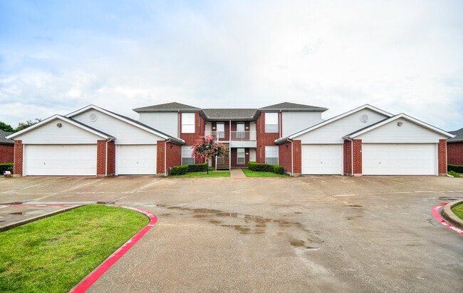 Residences at Bear Creek