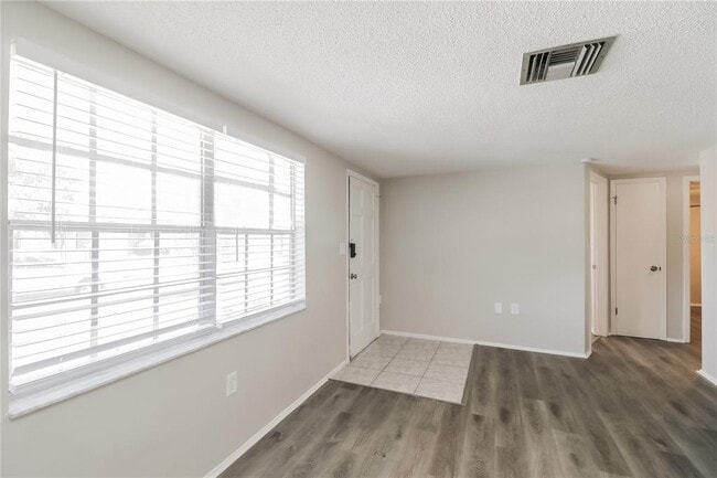 Photo - 7224 Parrot Dr House