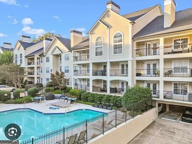 Photo - 3655 Habersham Rd NE Unidad 303