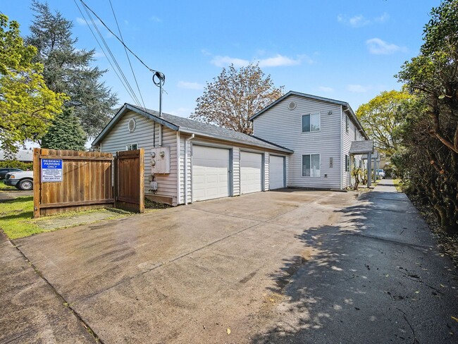 Photo - NAVAB02 Unit 9806-1