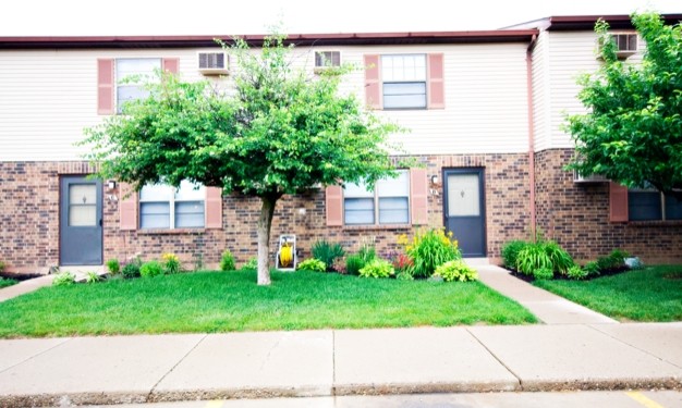 Greenville Village - Greenville Village Apartments
