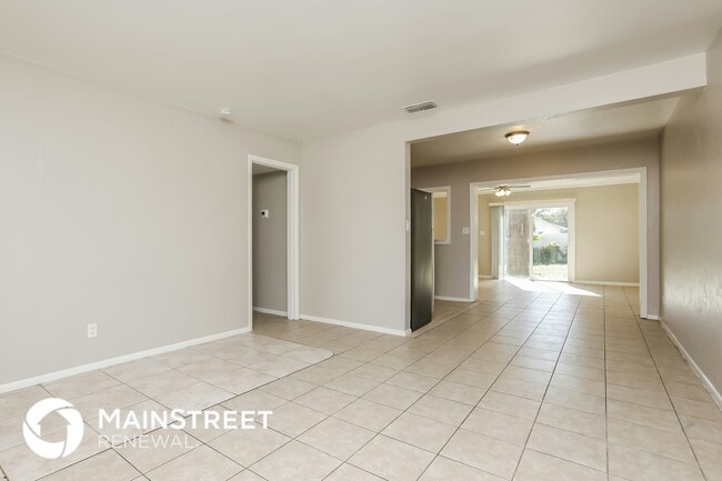 Photo - 205 Tangerine Dr